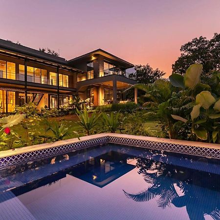 Stayvista At The Charcoal Villa Luxury Collection Alibag Luaran gambar
