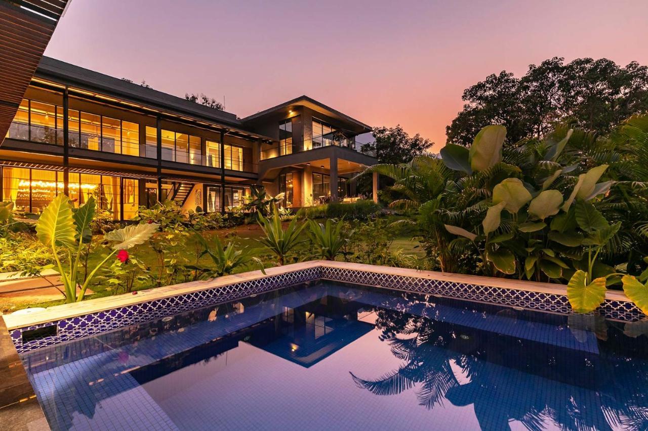 Stayvista At The Charcoal Villa Luxury Collection Alibag Luaran gambar