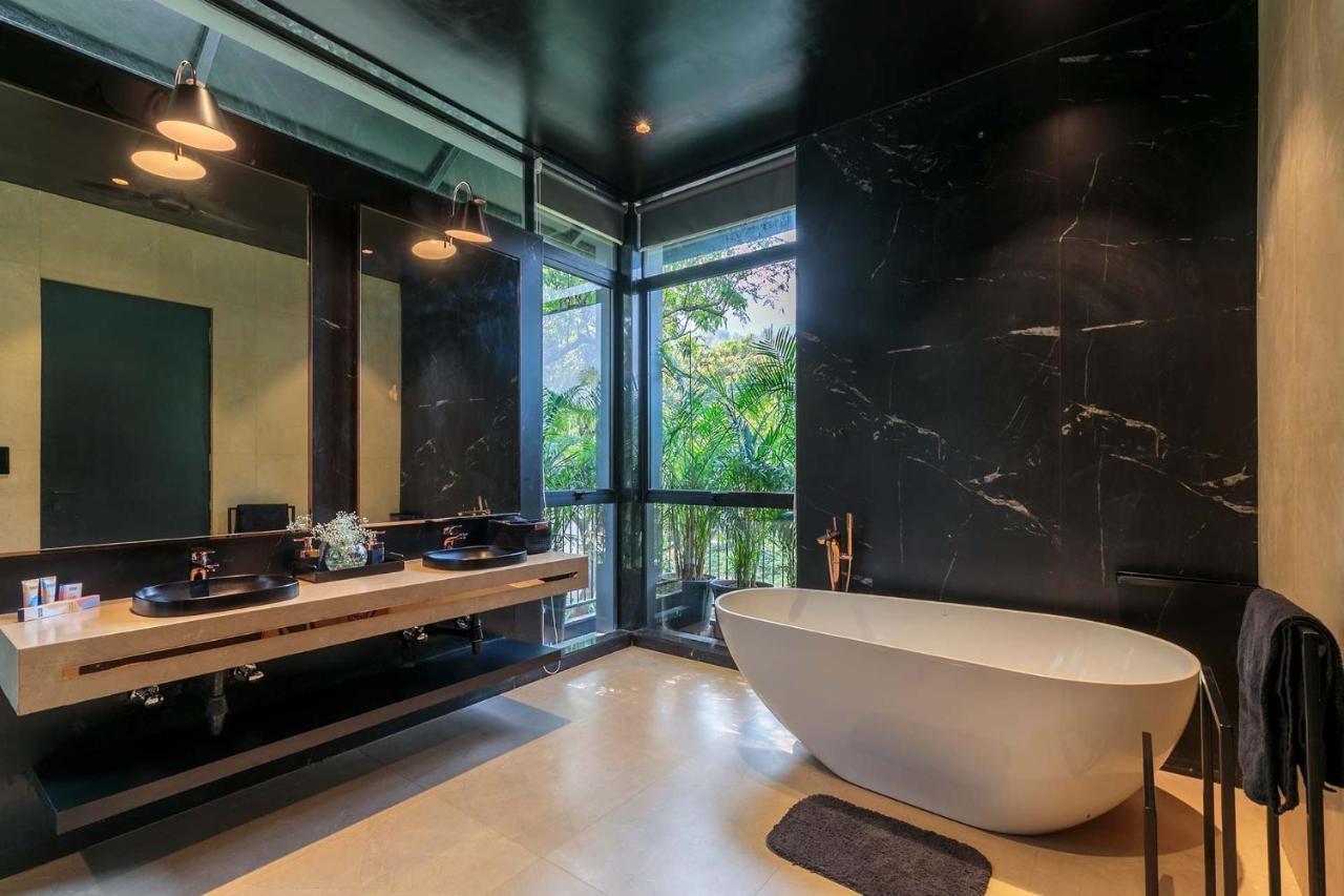 Stayvista At The Charcoal Villa Luxury Collection Alibag Luaran gambar