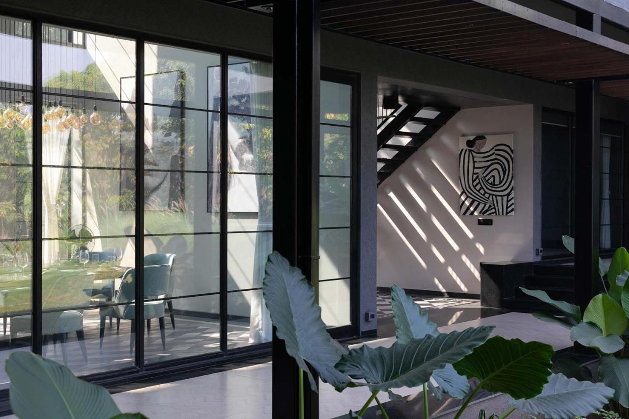 Stayvista At The Charcoal Villa Luxury Collection Alibag Luaran gambar