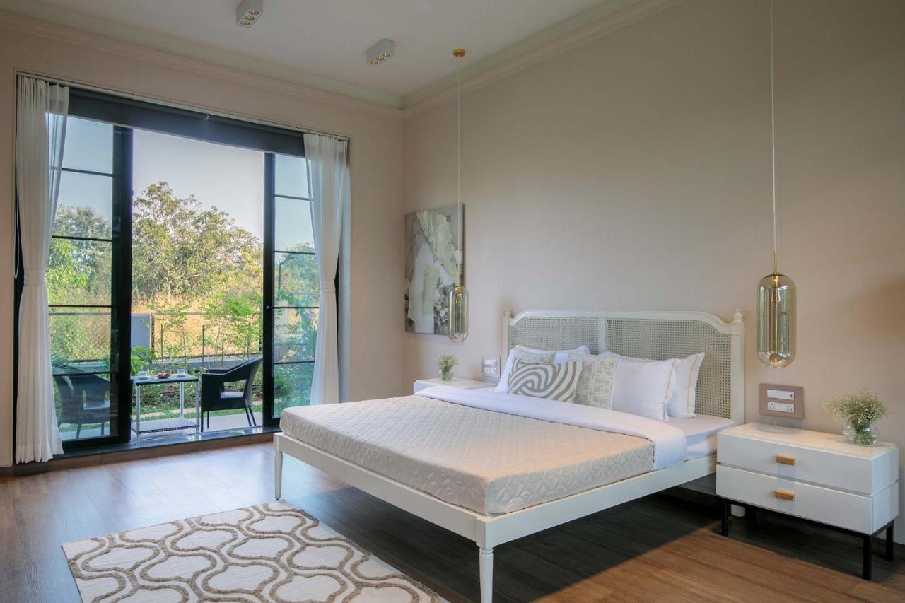 Stayvista At The Charcoal Villa Luxury Collection Alibag Luaran gambar
